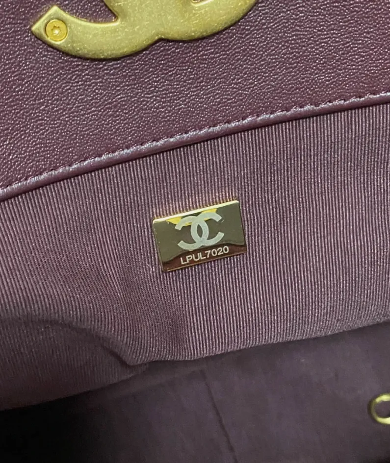 Chanel Style: AS3660 Size: 264010cm