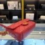 Chanel size: 21x14x6.5cm