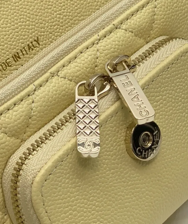 Classic and stylish Size: 10.5*15*5*cm Ident No.: 99190