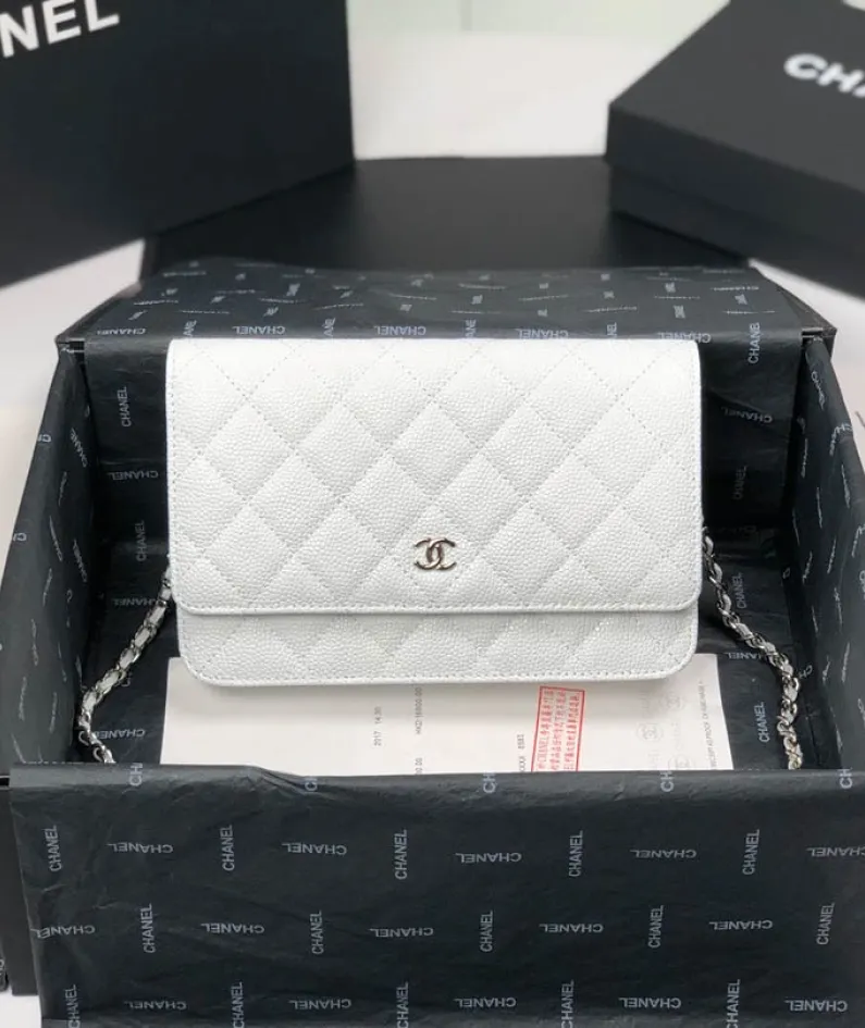 Lambskin Shoulder Chain Bag Style Number: 33814