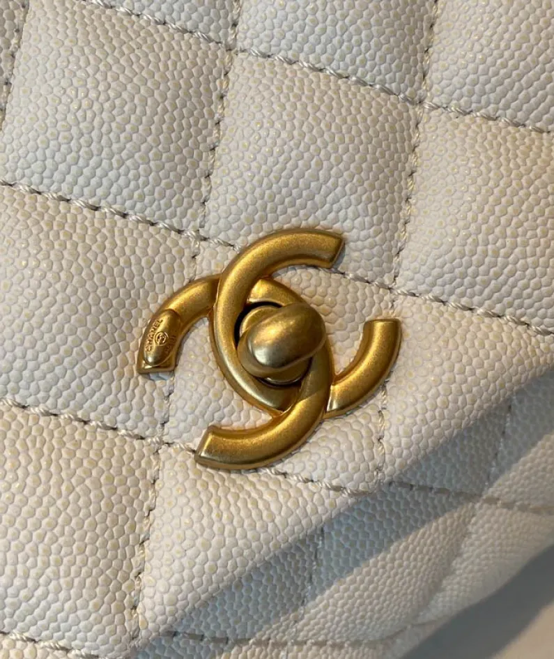 Chane1 Small Ball Pattern Ident No.: 92990 Size: 23cm