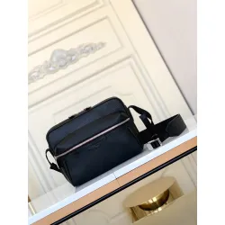 Louis Vuitton Size 29.5x20x10.5 cm