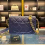 Chanel size: 21x14x6.5cm