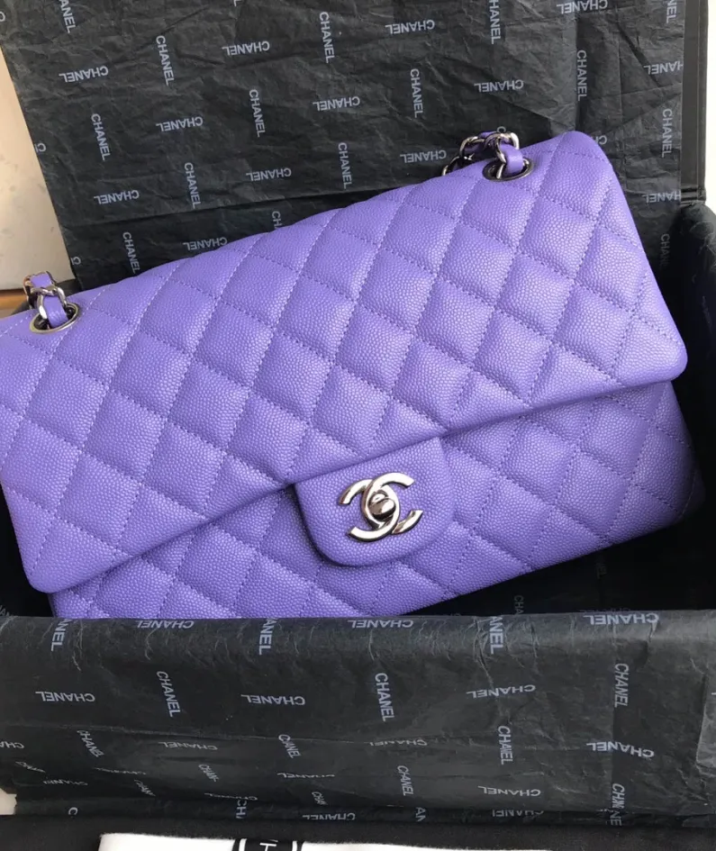 Lambskin size: 25x16x7.6cm Model: 1112#