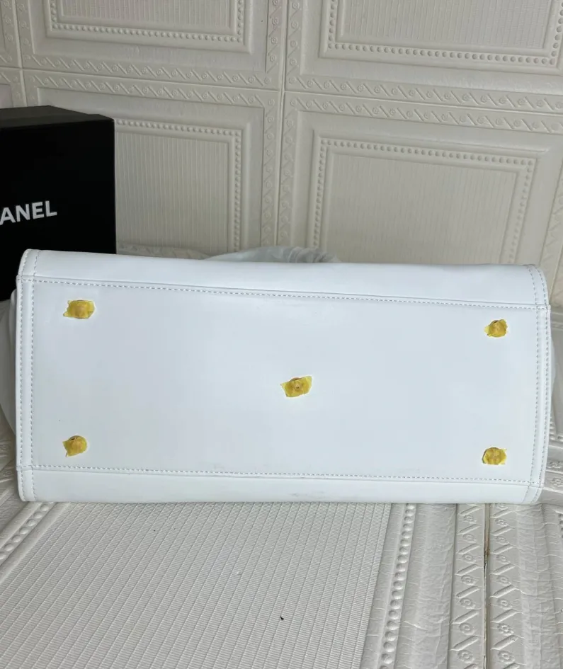 Chanel tote crossbody bag