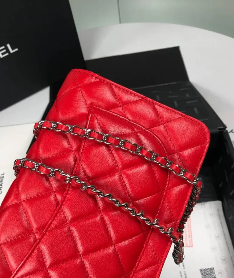 Lambskin Shoulder Chain Bag Style Number: 33814
