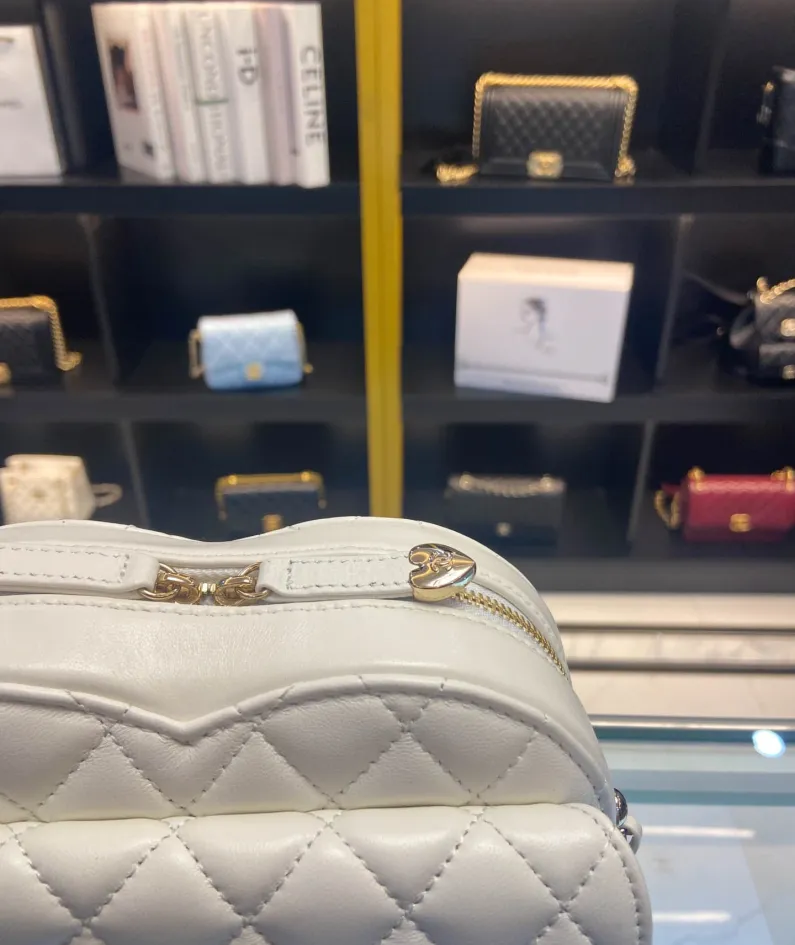 Love Bag Size: 16.5186.5cm