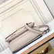 Louis Vuitton size: 25x19x7cm