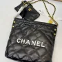 Chanel Underarm Bag Model: 8828 Size: 30*27*7 40*33*8