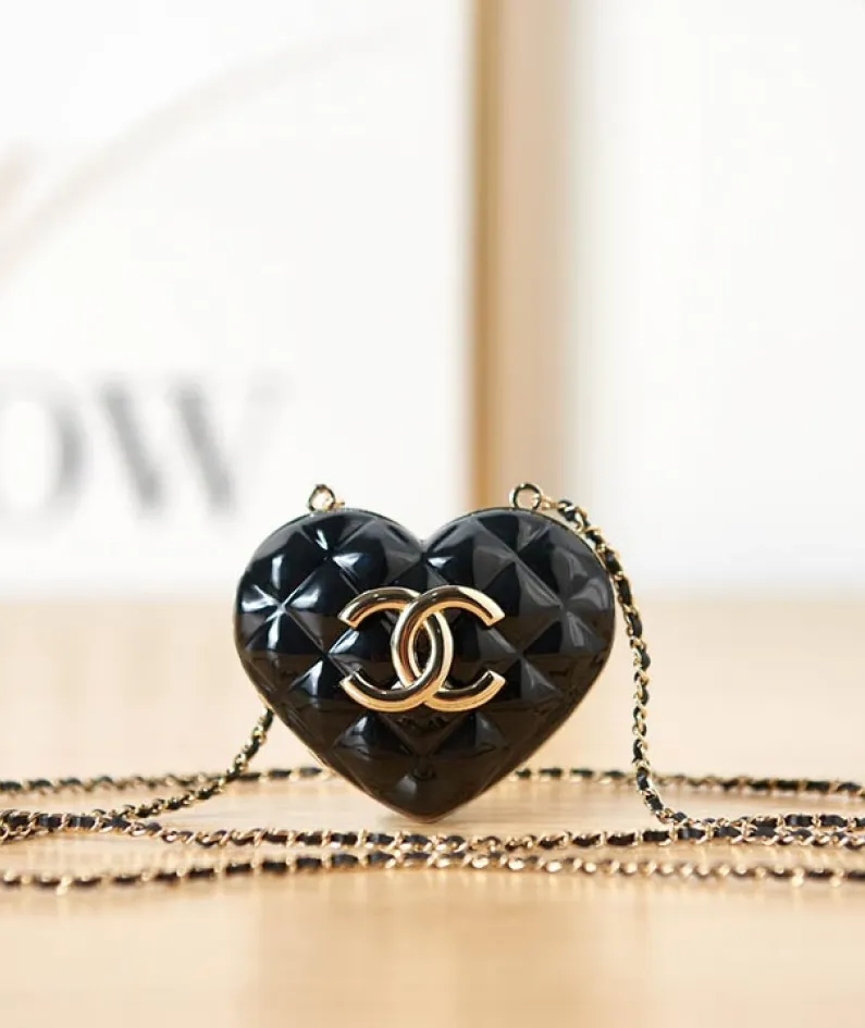 Embroidered peach heart fabric and leather