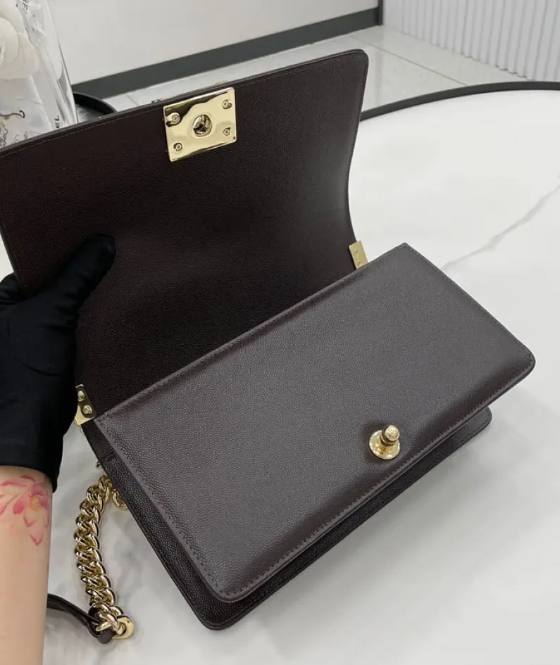 Diamond ball calfskin Size: 25cm