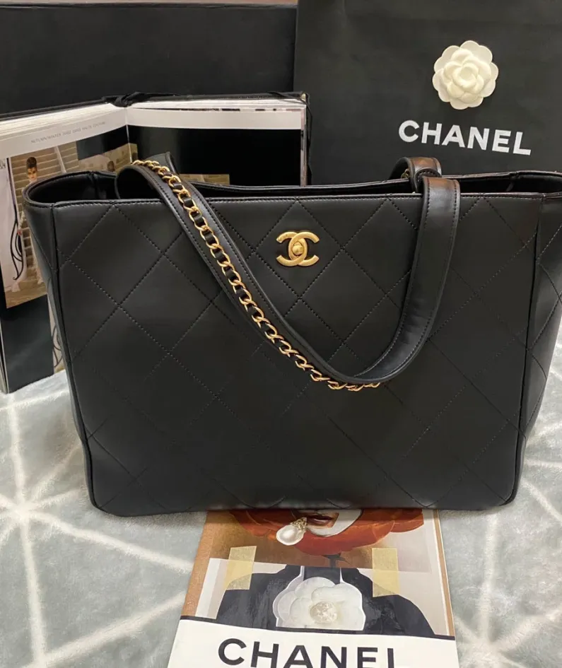 CHANEL Style: AS3508 Size: 38/28/14