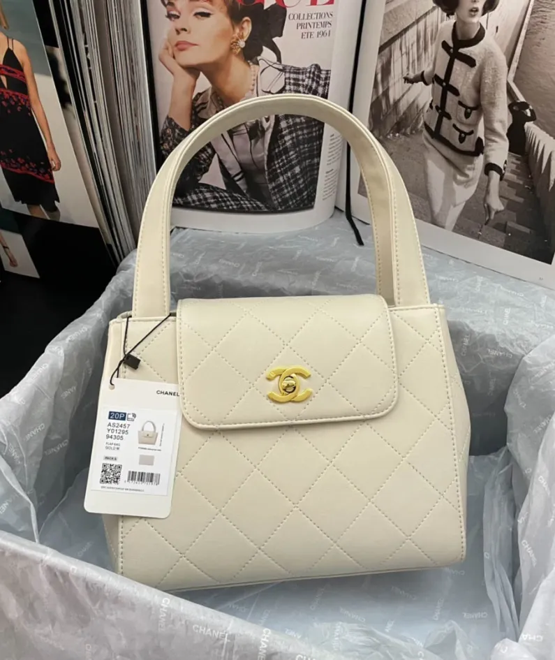 Handbag Size: 23 29 9cm Style: AS2457