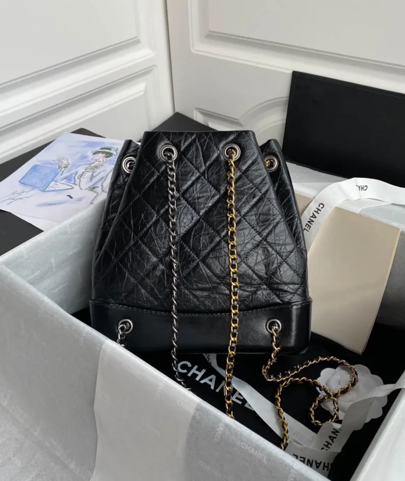 CHANEL retro backpack size:24*23*11.5