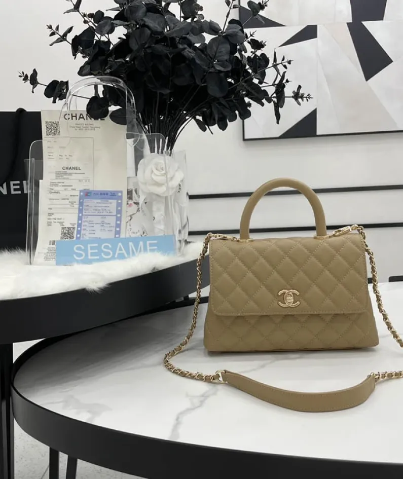 Chanel Size: 19cm/23cm/28cm Model Number: AS2215/92990/92991