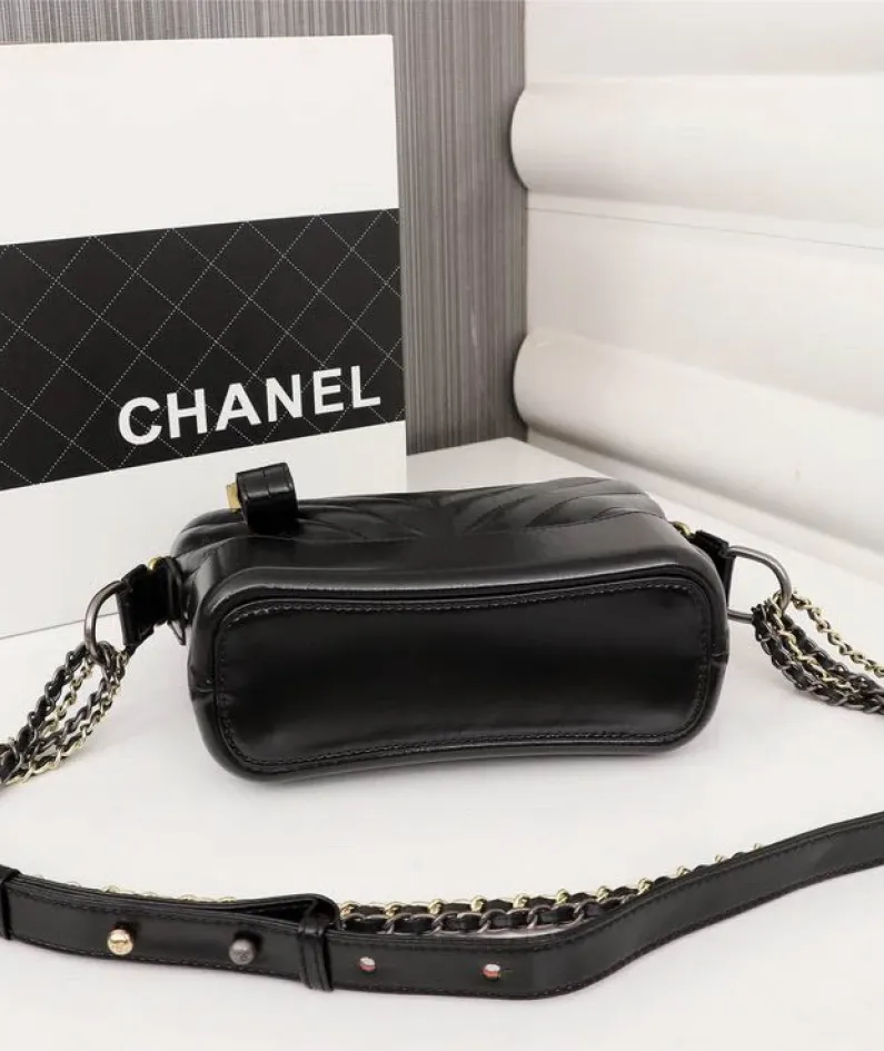 Chanel Size: 20.16.8