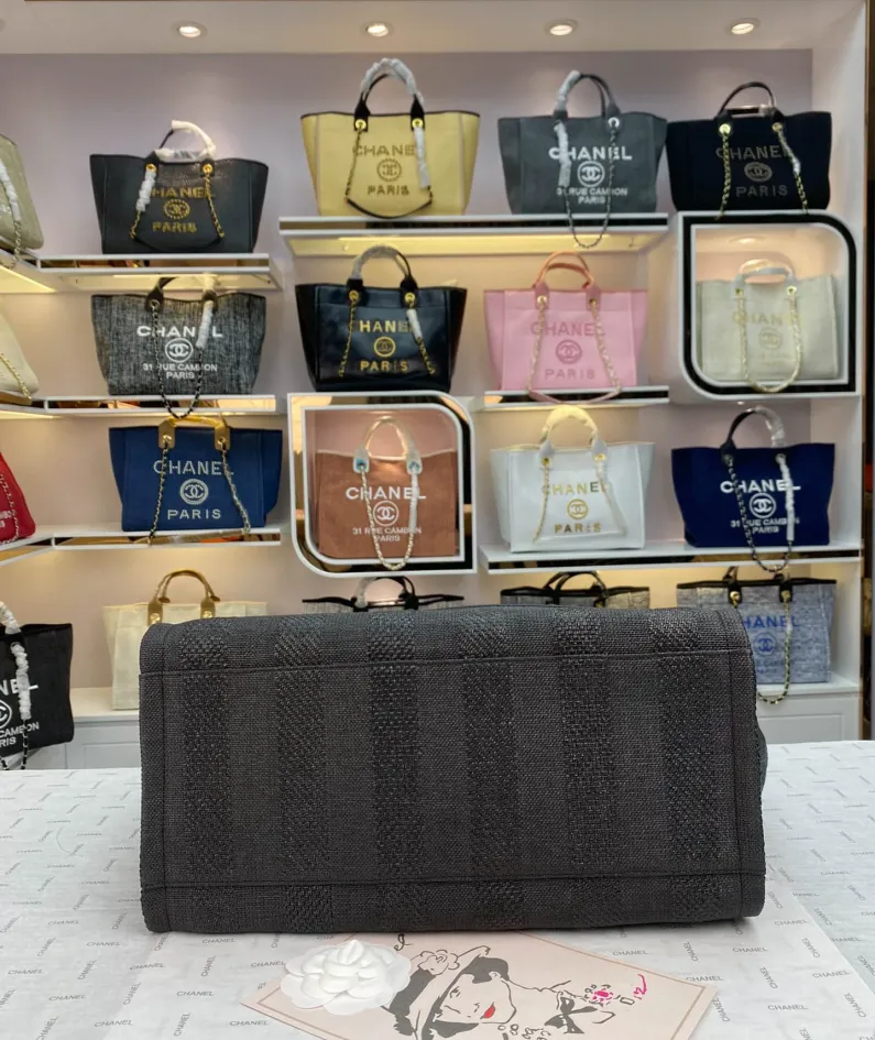 Chanel Women's Shoulder Bag Model: 8819 Size: 48*38*30*14