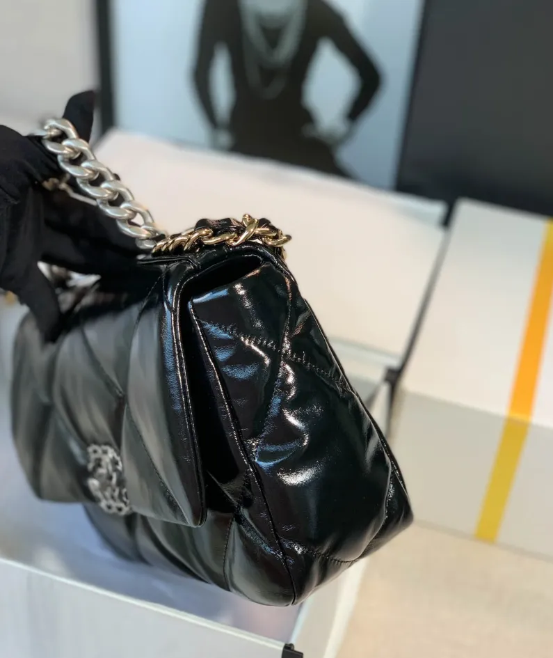 Chanel Size: 26cm