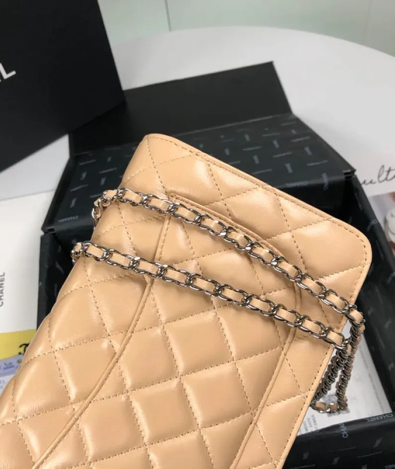 Lambskin Shoulder Chain Bag Style Number: 33814