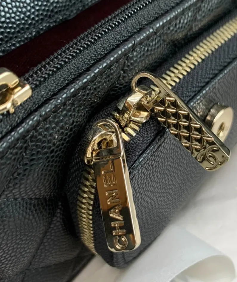 Classic and stylish Size: 10.5*15*5*cm Ident No.: 99190