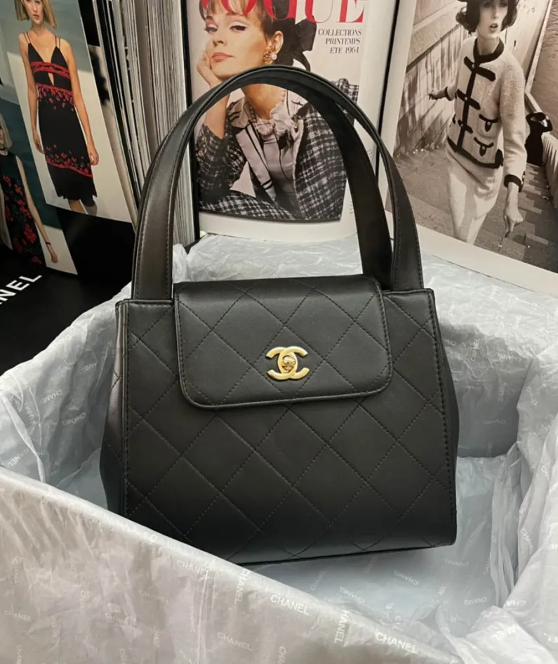 Handbag Size: 23 29 9cm Style: AS2457
