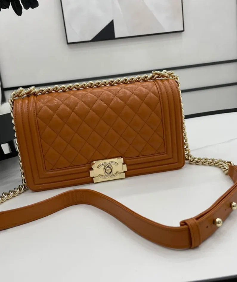 Diamond ball calfskin Size: 25cm