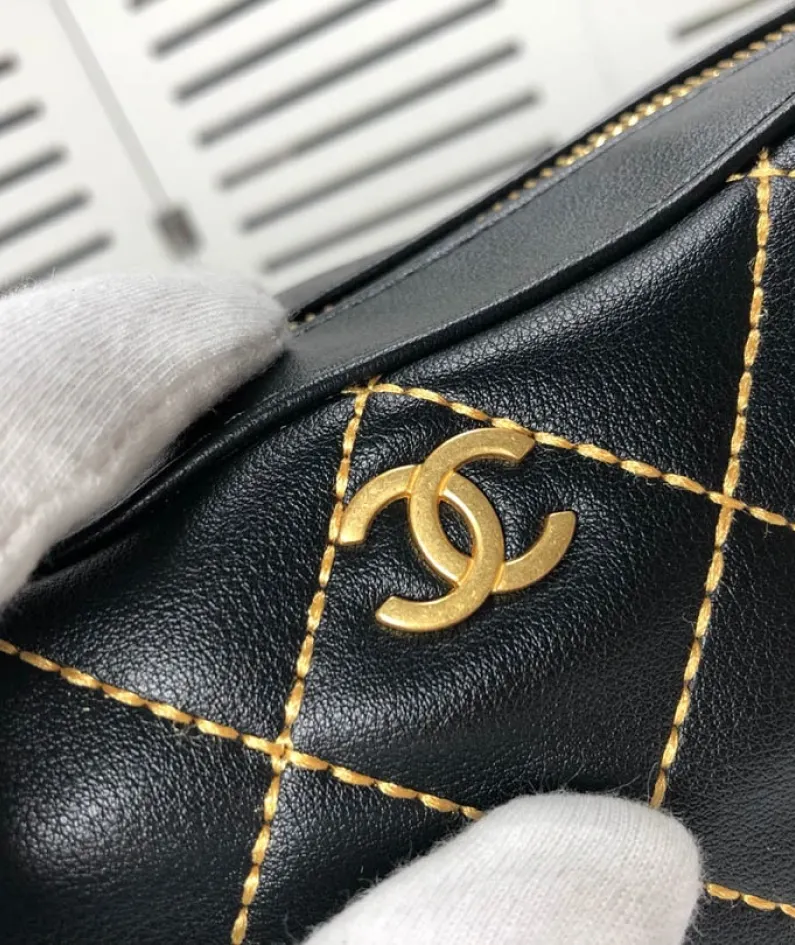 Chanel Style: 215# Size: 26.14.9
