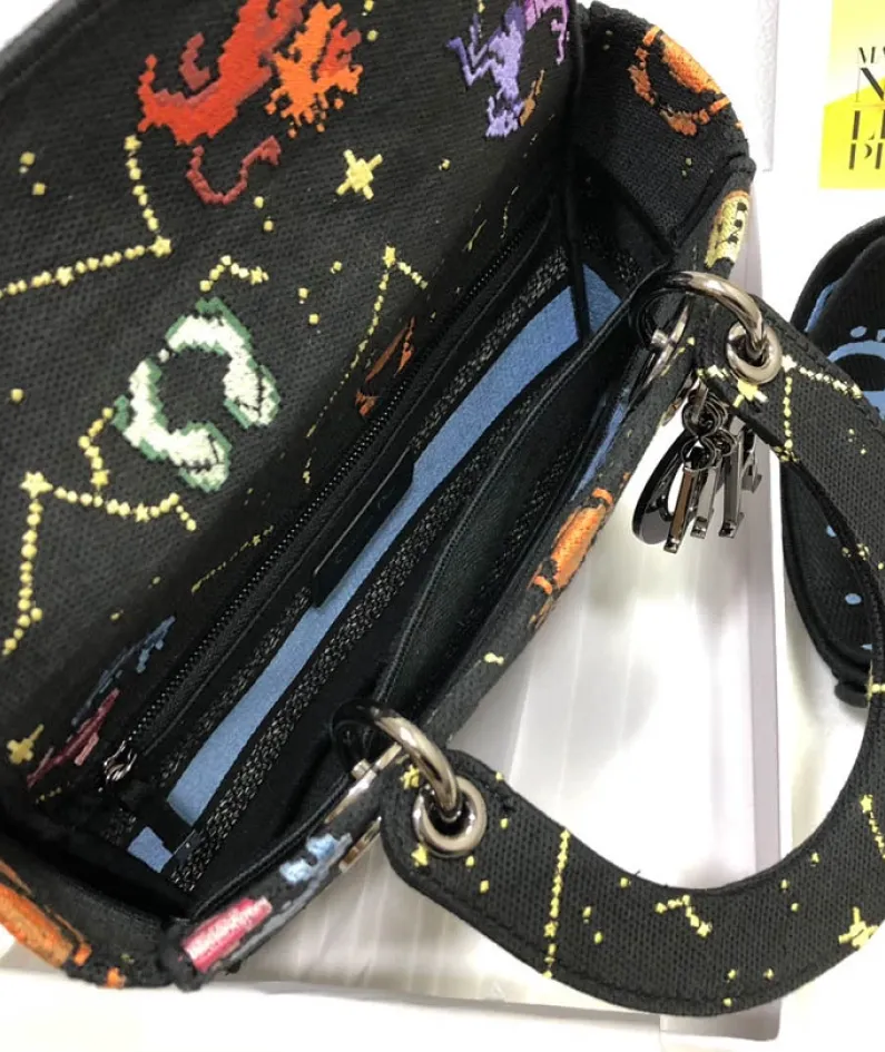 Lady D-Lite Tanabata 5-panel embroidery Size: 24 x 20 x 11 cm