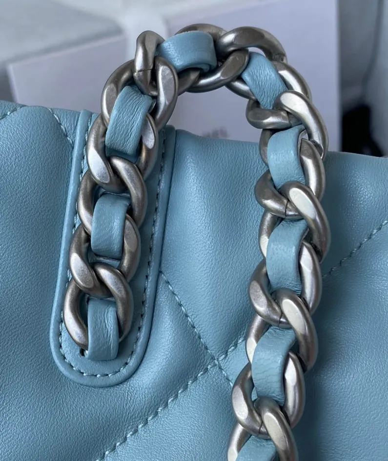 Lambskin Model: AS3519 Size: 30*37*10cm
