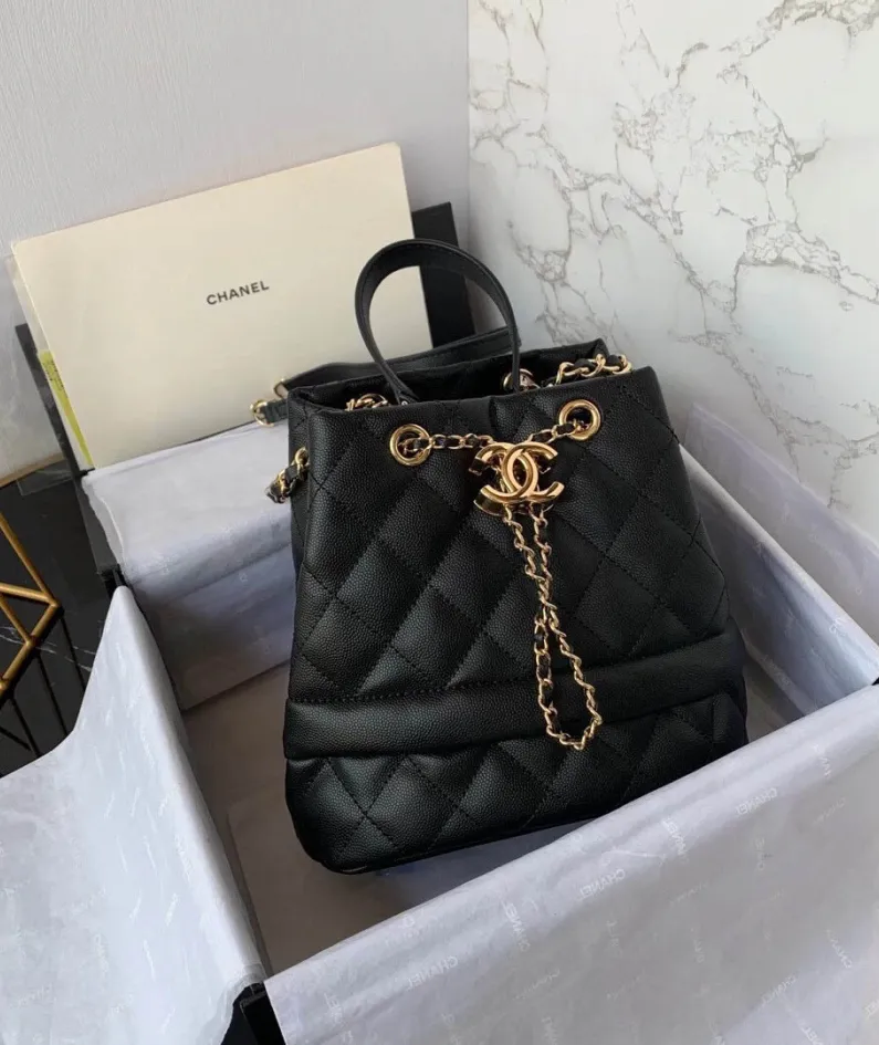 Chanel Size: 20cm Style: AS0768