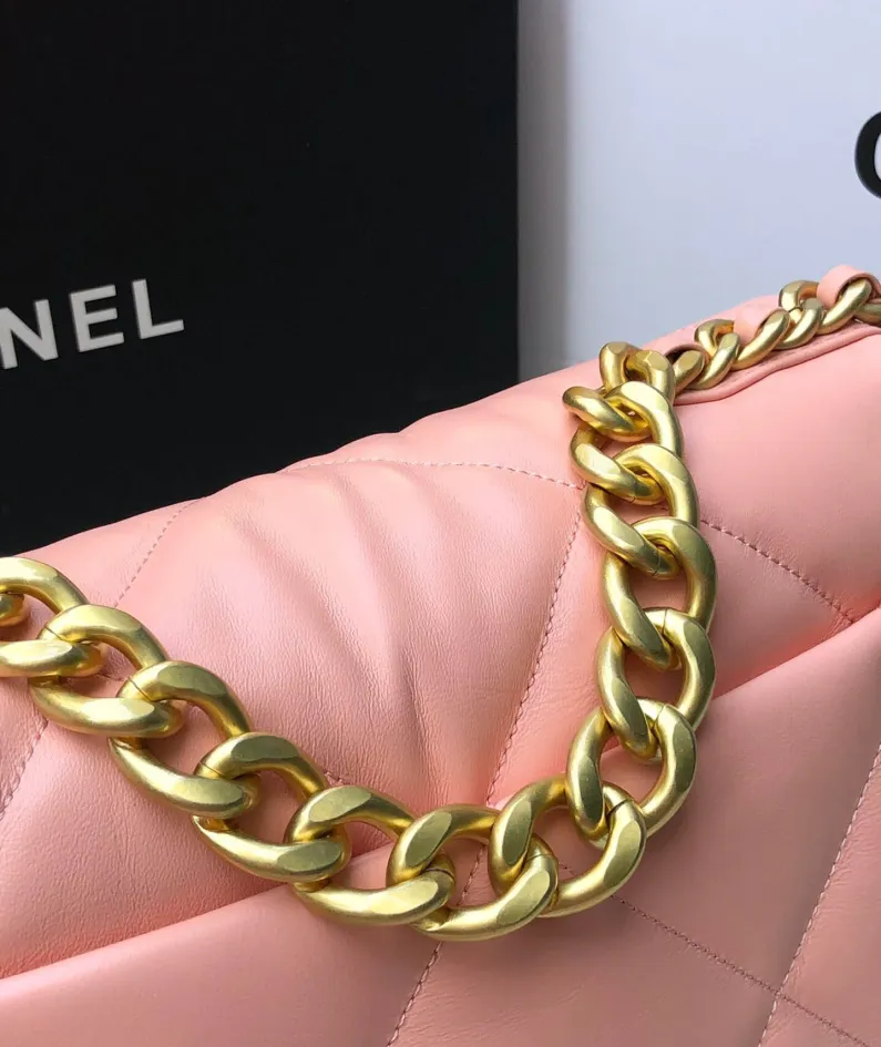 Chanel Model: S1161 Size: 30cm