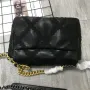 Handbag Size: 30/21/10