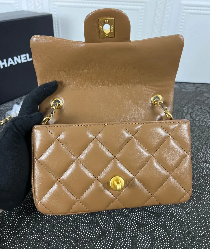 Chanel Size: 14*20*8cm Style: 729
