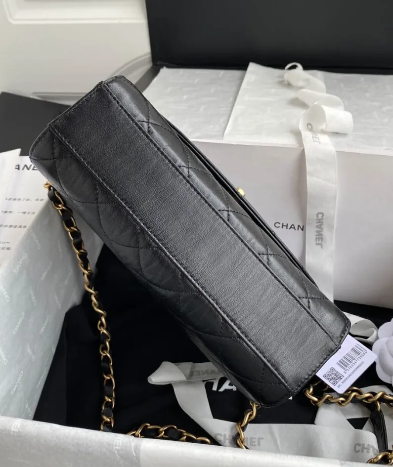 Lambskin Size: 22.5159.5cm Model AS2478