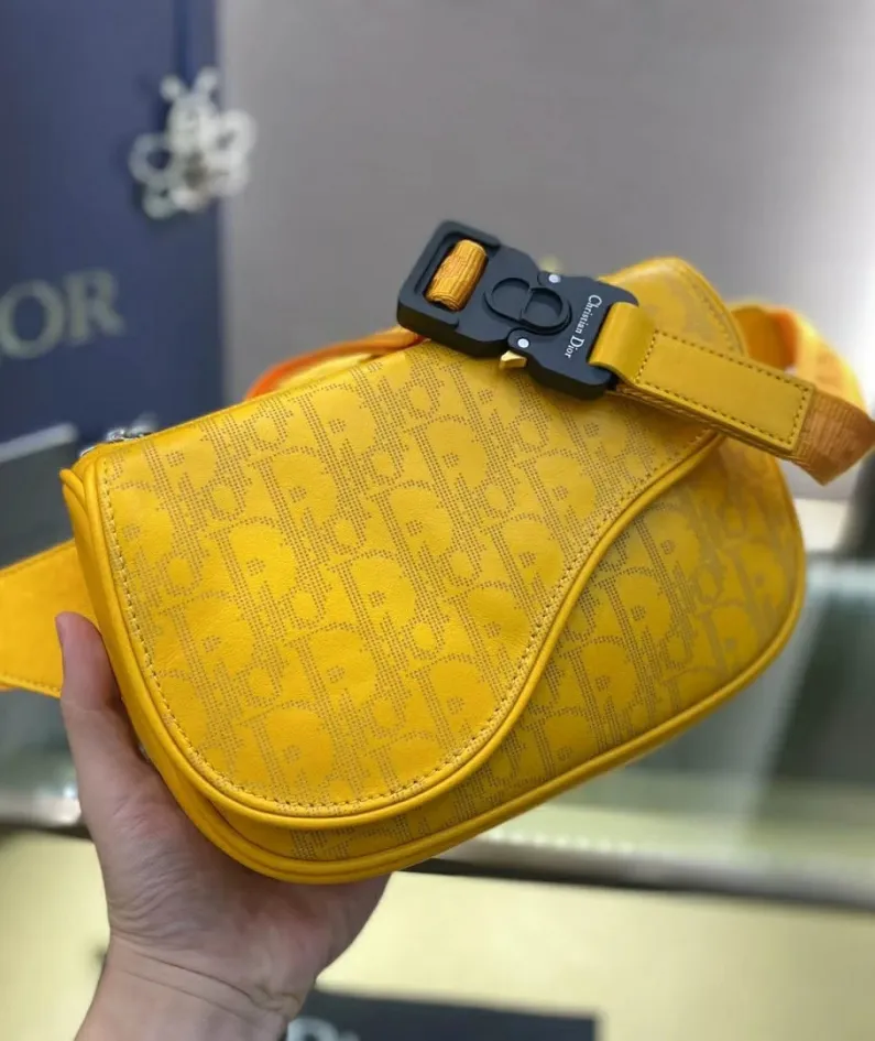 Size: 19x14x6cm