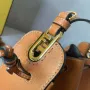 Size 21.5*17*14cm