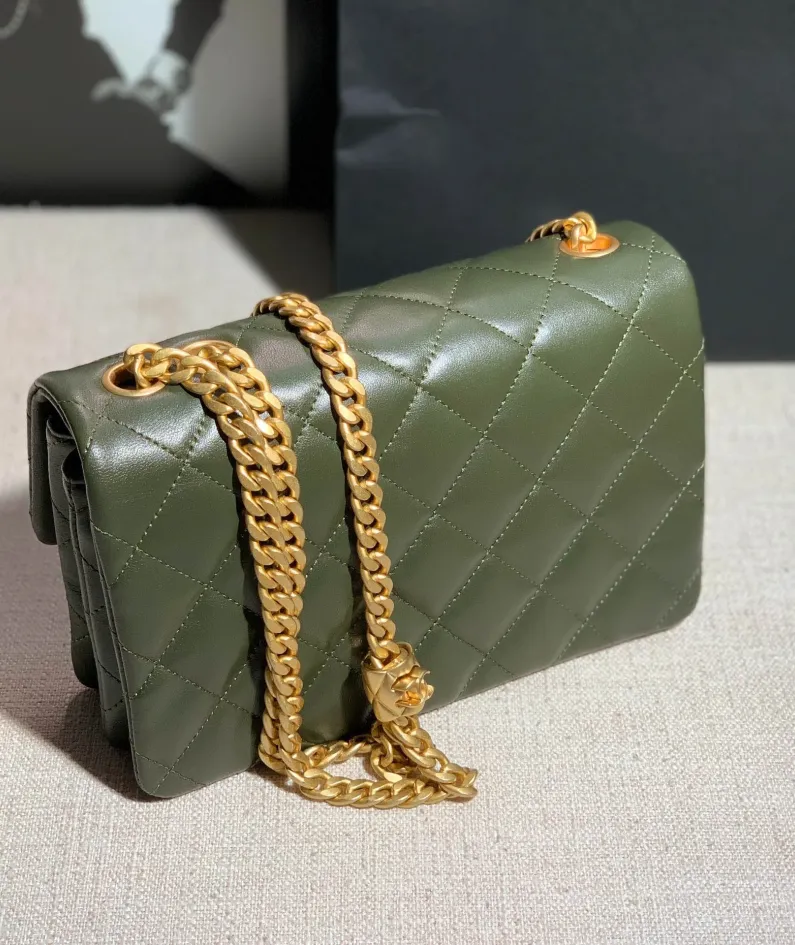 Dream Green Model: AS3393 Size: 14*22*8cm