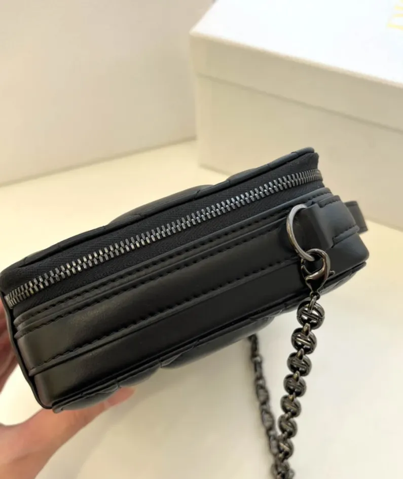 size: 19*5*14cm
