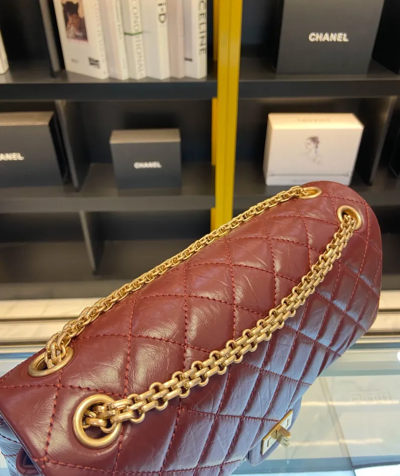 CHANEL Size: 24cm Ident No.: 037586