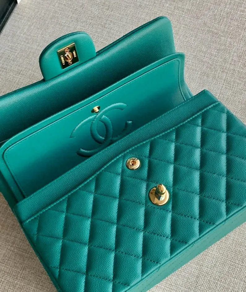 CHANEL Model: 01117#: Size: 23Cm