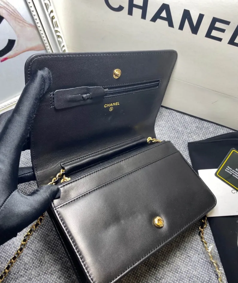 Cross bag size: 19cm