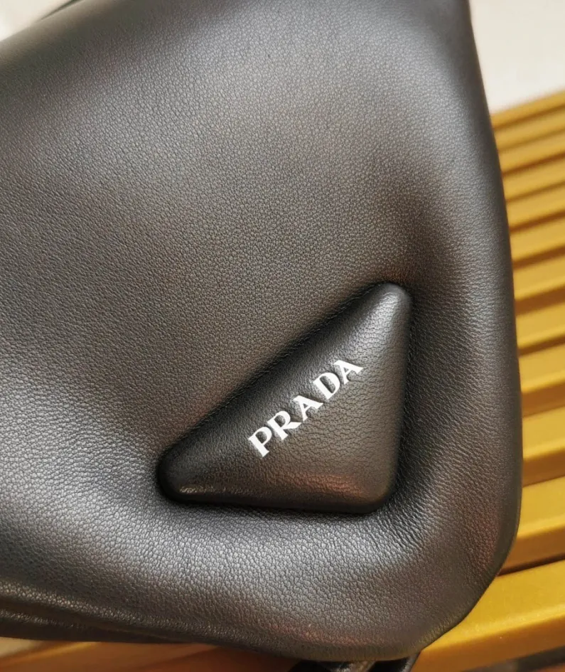 Prada Handbag Size: 14x13.5cm 1BA315
