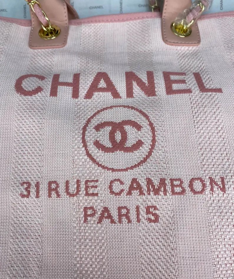 Chanel Model: 8819 Size: 48*38*30*14