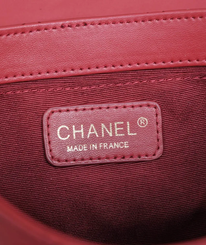 CHANEL retro bag size: 22*7.5*14cm