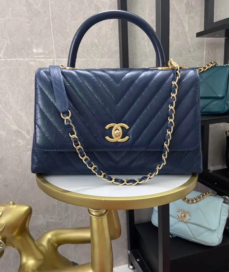 Hand Flap Bag Model 92991# Size: 18x29x12cm Royal Blue