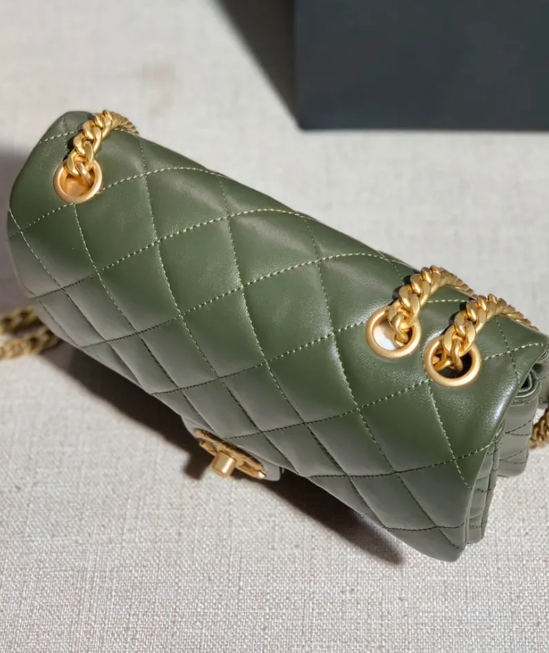 Dream Green Model: AS3393 Size: 14*22*8cm