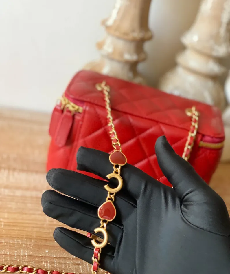 Chanel Size: 16.5cm Style: 81226 Red