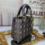 Model: D6806 Size: 20 x 16.5 x 8 cm