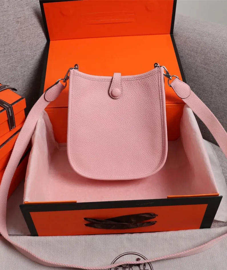 Evelyne mini size:17cm