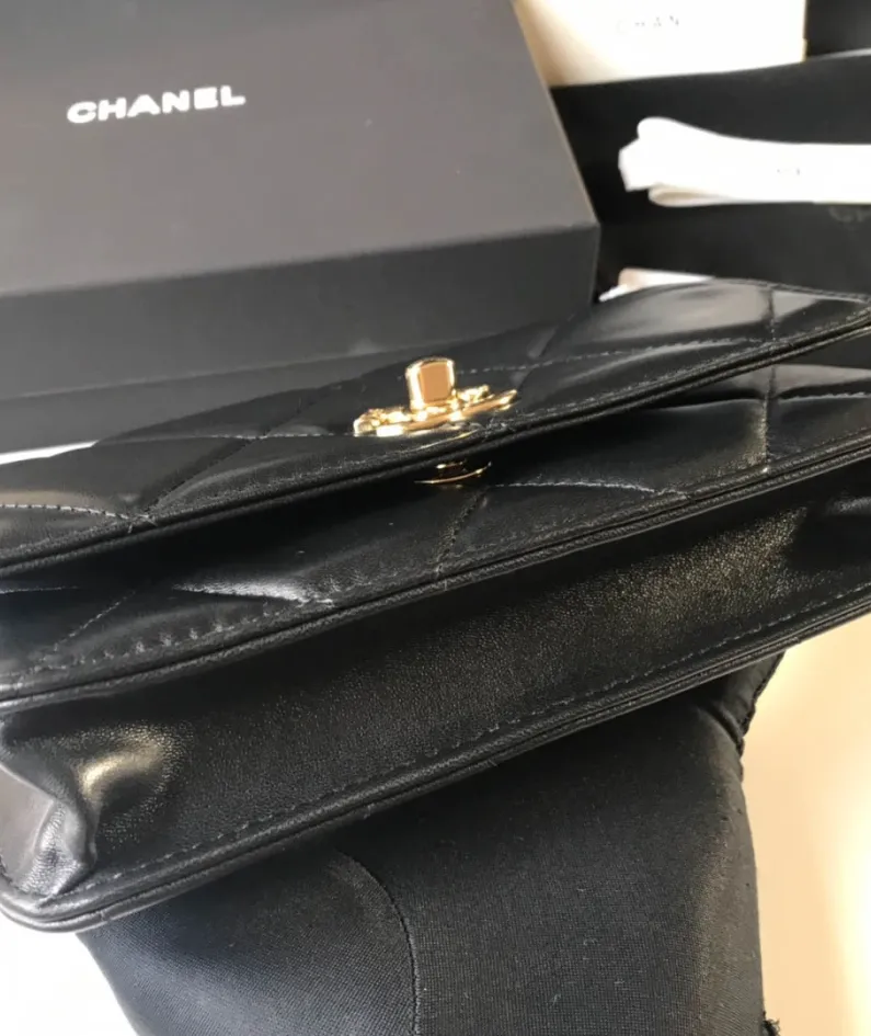 CHANEL Style: A80986 Size: 19.5*13.5*3.5cm Light Gold.